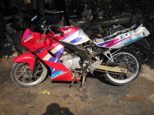 ชุดสี Serpico SS ปี38 ทั้งหมดตามรูปรวมถังน้ำมัน สภาพยังดีสียังพอสวยพร้อมไฟหน้า-ท้าย 1500 (พร้อมส่ง)