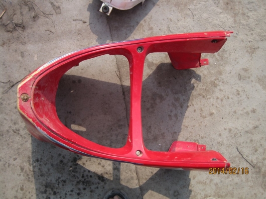 ชุดสี Serpico SS ปี38 ทั้งหมดตามรูปรวมถังน้ำมัน สภาพยังดีสียังพอสวยพร้อมไฟหน้า-ท้าย 1500 (พร้อมส่ง)