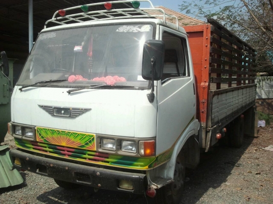 ขายหกล้อใหญ่