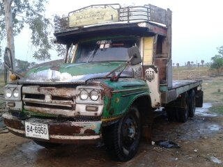 10ล้อหัวยาว ho6c 200แรงเบลกลมดัน พวงมาลัยเพาเวอร์ เอกสารพร้อม