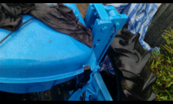 ขาย ยางขอบ 24-12.4ของถอดสภาพดอกยางใช้ได้มีสึกบ้างด้านในมีสติม 1 จุด มาเป็นคู่ๆ ละ3000 ถูกๆ ครับ