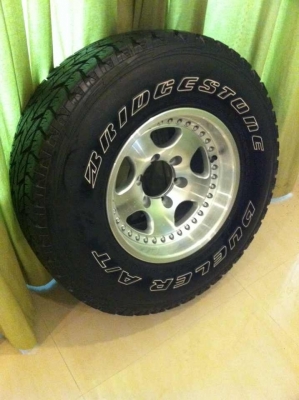 ขายล้อแท้ 15 offroad พร้อมยาง 31 ขายล้อแท้ 15 offroad พร้อมยาง 31