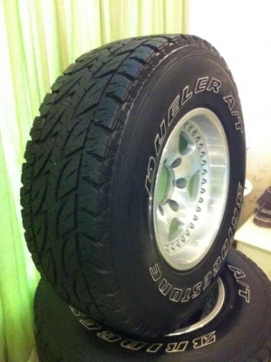 ขายล้อแท้ 15 offroad พร้อมยาง 31 ขายล้อแท้ 15 offroad พร้อมยาง 31