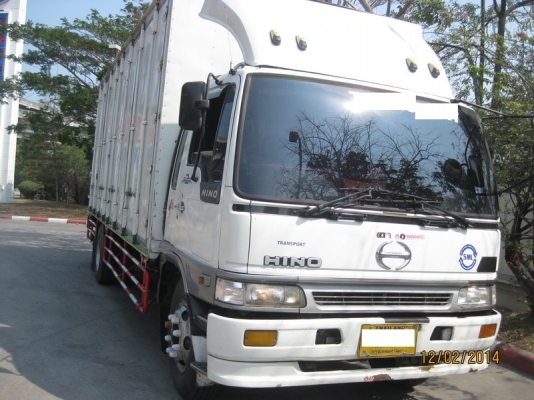 ขาย Hino 3H หกล้อ ตู้สิบบาน 7.2 m เครื่อง 195 แรง สวยพร้อมใช้ โทร 088-4501277