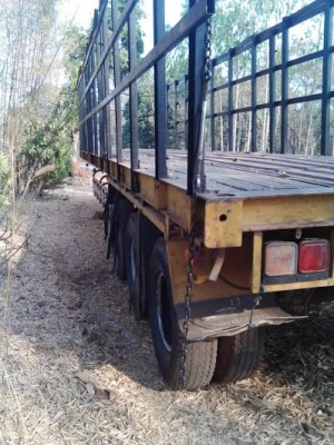 ขายหางพื้นเรียบสามเพลายัดยกล้อได้ จดทะเบียนปี 49  ราคาถูก