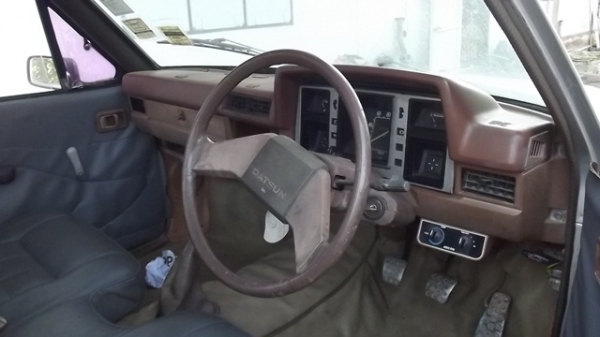 กระบะ datsun 720 สี่ขอ กระบะ datsun 720 สี่ขอ