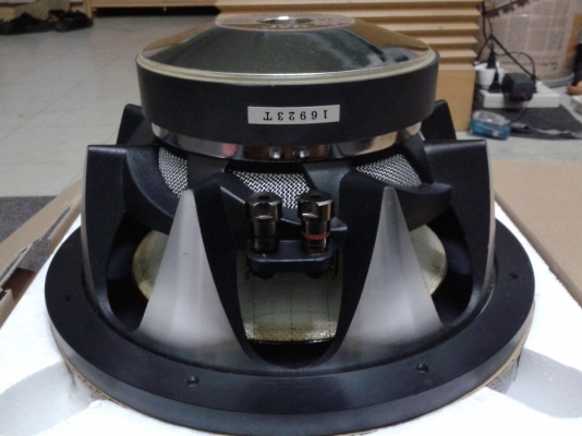 ขาย jvc cs-wg1000 10" subwoofer 1 คู่ ตามรูปคับ ขาย jvc cs-wg1000 10" subwoofer 1 คู่ ตามรูปคับ