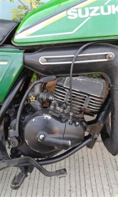 ขาย Suzuki TS125N 6 เกียร์สภาพแห้งๆสวยๆทะเบียนไม่ขาดต่อราคา 15000 บาท