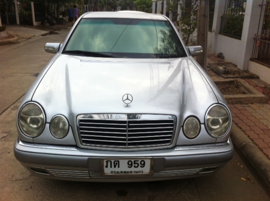 ขายรถเบนซ์ Neweye E230 ปี99 แม็กAMG ไฟหน้า+ไฟท้าย+กระจกมองข้าง LED สีบรอนซ์