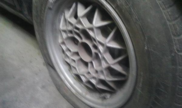 13x6.4 4/114 1ชุดสวยๆครับ(ตามสภาพ)สวยไม่บ่อยครับตัวนี้