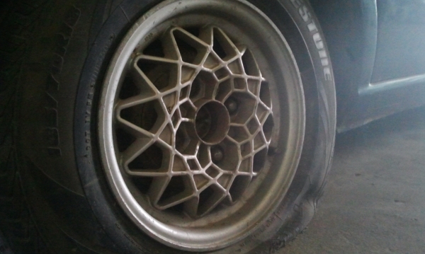 13x6.4 4/114 1ชุดสวยๆครับ(ตามสภาพ)สวยไม่บ่อยครับตัวนี้