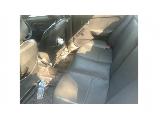 ขายรถเก๋งถูกสวยพร้อมใช้งาน แอร์เย็น ภายในสวย เอกสารพร้อมโอน