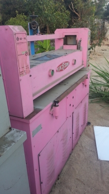 ขายคัทติ้งเพลทขนาด20 ตัน 30 ตันใช้งานได้ราคาตัวละ 40,000 บาทมี 42 ตัว