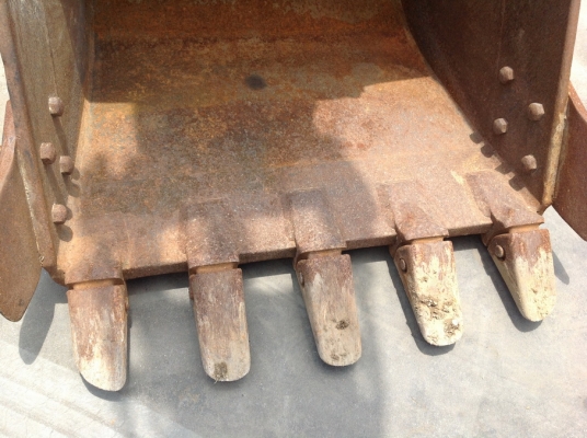 Komatsu PC150-5 เก่าญี่ปุ่น เครื่องปั๊มดี มีไลน์หัวเจาะ ต้องการไฟแนนซ์โทรมาคุยได้