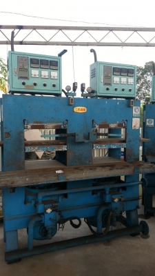 ขายเครื่อวอัดไฮโดรลิค 200 ตัน 6 หัวเพลท 50X50 สภาพพร้อมใช้งาน 500,000 บาท