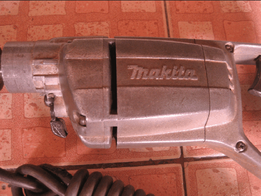 ขายด่วนสว่าน เจาะกระแทก Makita Model 8416 570W 1400/min Made in japanแท้100\%