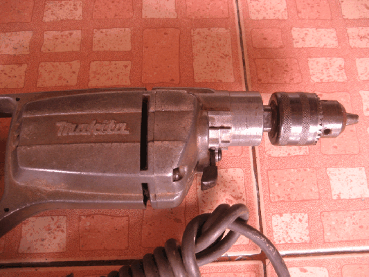 ขายด่วนสว่าน เจาะกระแทก Makita Model 8416 570W 1400/min Made in japanแท้100\%