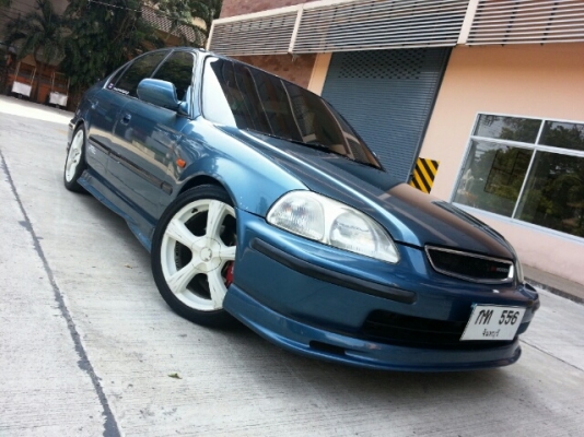 ขายCIVIC EKเครื่องVTECดิส4ล้อ แม็ก17ชุดแต่งรอบคัน ประกันชั้น3