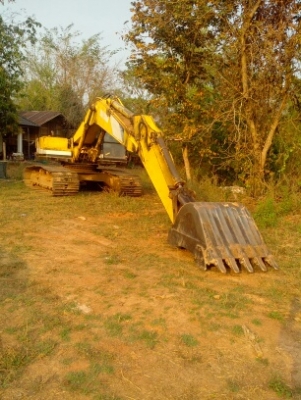 KOBELCO SK200รุ่น3 เครื่องเดิมปั้มเดิมเอกสารอินวอย KOBELCO SK200รุ่น3 เครื่องเดิมปั้มเดิมเอกสารอินวอย