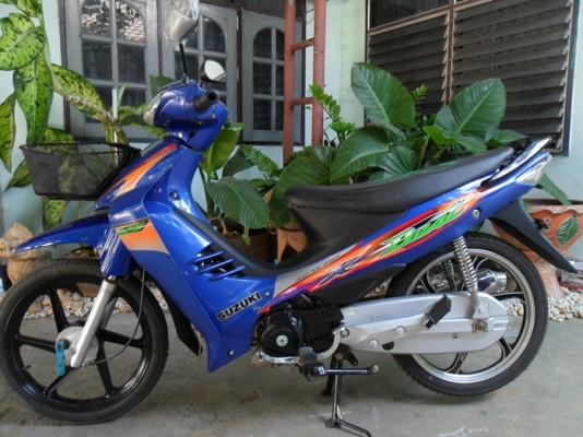 ซูซูกิเบส 125 สตาร์ทมือ เครื่องดี สีสวย เอกสารคู่มือครบ