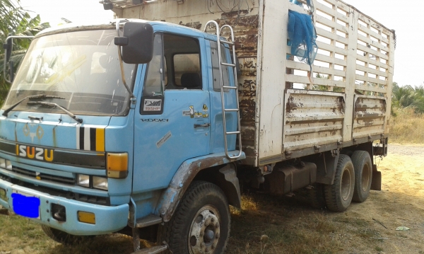 ISUZU ROCKY FVM 195 เเรงม้า เพลาเดียว กระบะเกษตร ไม่ดัมพ์ เอกสารเล่มทะเบียนพร้อมโอน