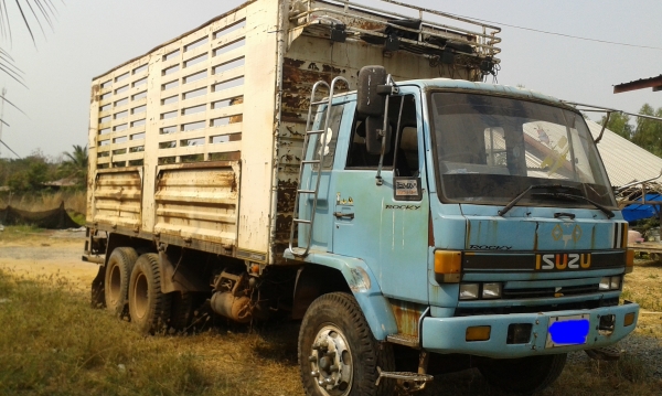 ISUZU ROCKY FVM 195 เเรงม้า เพลาเดียว กระบะเกษตร ไม่ดัมพ์ เอกสารเล่มทะเบียนพร้อมโอน