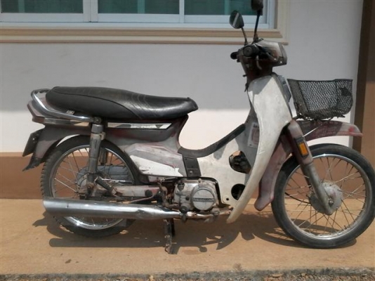 ขายดรีมตูดเป็ดหรือโฉมคุรุสภา(สตาร์ทมือ)ทะเบียนพร้อมโอนภาษีขาดเกิน 3 ปี ขาย 9500 บาท