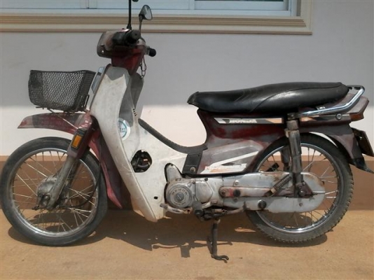 ขายดรีมตูดเป็ดหรือโฉมคุรุสภา(สตาร์ทมือ)ทะเบียนพร้อมโอนภาษีขาดเกิน 3 ปี ขาย 9500 บาท