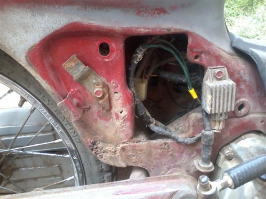 ขายดรีมตูดเป็ดหรือโฉมคุรุสภา(สตาร์ทมือ)ทะเบียนพร้อมโอนภาษีขาดเกิน 3 ปี ขาย 9500 บาท