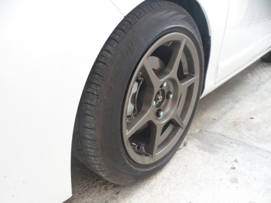 ขาย11,500.-] P1(งานCG)15"4รู100กว้าง7"ออฟ38 ที่ผมใส่อยู่"บอกเลย(สีเทาแม็กสภาพดีมาก)ยกชุด/พร้อมยางบริสโตน185/55/15ดอกยางเต็มสวย  **ใครสนใจเด่วผมถอดขายให้เลย5555 ^^