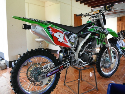 ขายโมโตครอส KXF250 ปี05 สภาพสวยกริ๊บ(ขายแล้ว ..ส่งไปกระบี่แล้วครับ) ขายโมโตครอส KXF250 ปี05 สภาพสวยกริ๊บ(ขายแล้ว ..ส่งไปกระบี่แล้วครับ)