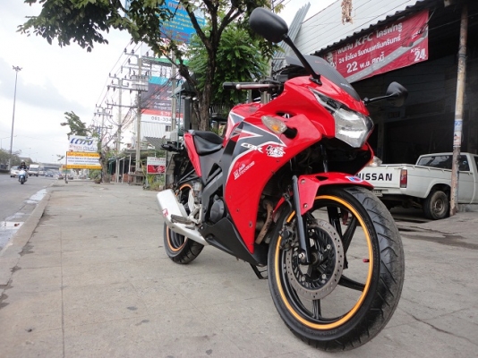 HONDA CBR 150 ลดเหลือ 38000 ทะเบียน ชุดโอน พรบ. ภาษี เต็ม