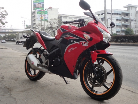 HONDA CBR 150 ลดเหลือ 38000 ทะเบียน ชุดโอน พรบ. ภาษี เต็ม