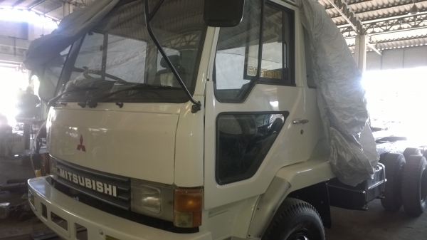 (เสร็จเรียบร้อยพร้อมขาย)หัว-คัสซี..FN527MA-28229 2เพลากำลังเก็บงานใหม่หมด รถห้างแท้เดิมๆเครื่องเดิม 6D16-656055...