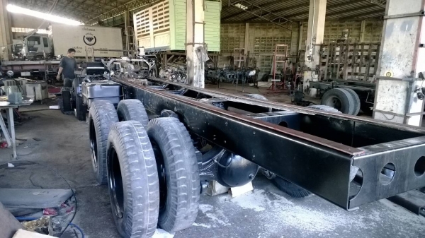 (เสร็จเรียบร้อยพร้อมขาย)หัว-คัสซี..FN527MA-28229 2เพลากำลังเก็บงานใหม่หมด รถห้างแท้เดิมๆเครื่องเดิม 6D16-656055...