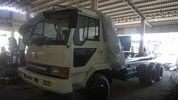 (เสร็จเรียบร้อยพร้อมขาย)หัว-คัสซี..FN527MA-28229 2เพลากำลังเก็บงานใหม่หมด รถห้างแท้เดิมๆเครื่องเดิม 6D16-656055...