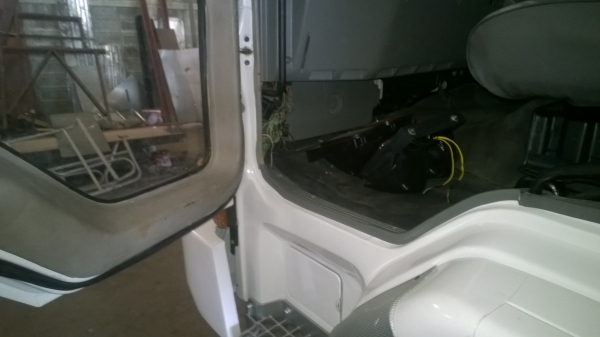 (เสร็จเรียบร้อยพร้อมขาย)หัว-คัสซี..FN527MA-28229 2เพลากำลังเก็บงานใหม่หมด รถห้างแท้เดิมๆเครื่องเดิม 6D16-656055...