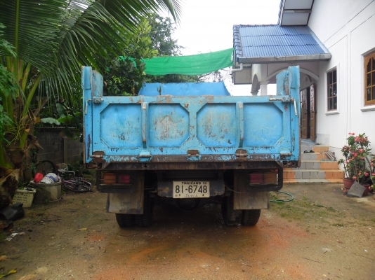 ขาย หกล้อดั้ม FRR 175 แรงม้า ด่วนมาก ต้องการใช้เงิน