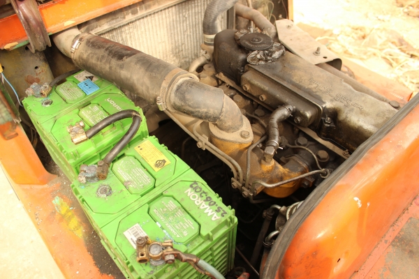 ขายรถยกโฟล์ทลิฟท์ MITSUBISHI FD 25 2.5ตัน เสา 3 ท่อน สูง 5 เมตร เครื่องยนต์ดีเซล 4 สูบ ราคา 245,0000 บาท