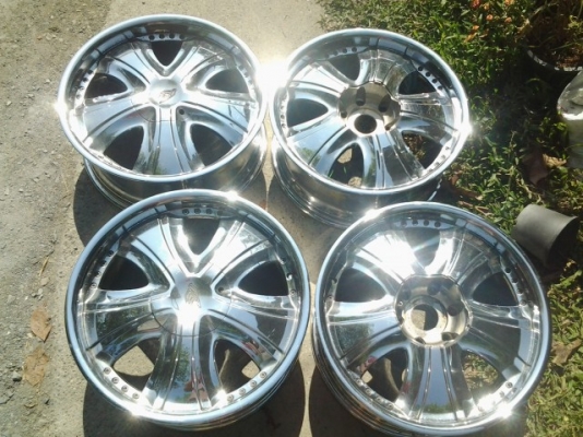 ขอบ20  โครมเมียม4วงสวยๆใส่4x4ได้