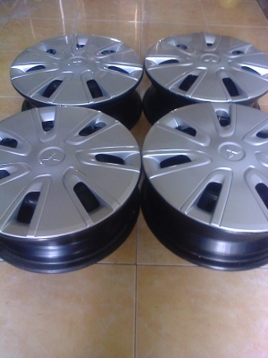 ล้อกระทะแอททราจ14ป้ายแดงๆพร้อมฝาครอบ