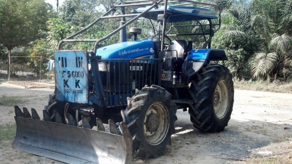 ขายรถไถ New Holland รุ่น TS6000