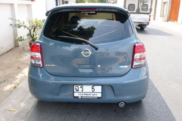 Nissan March 1.2  ปี'10 แต่งจัดเต็ม