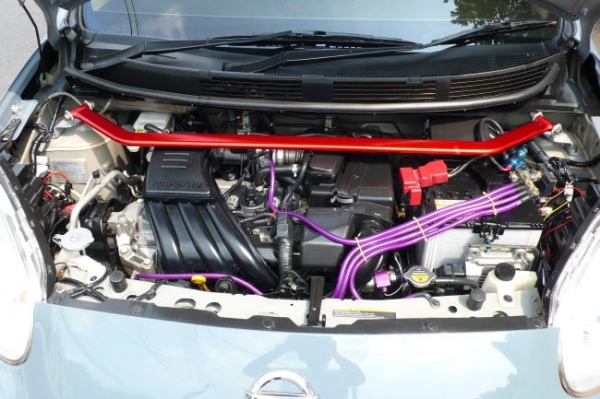 Nissan March 1.2  ปี'10 แต่งจัดเต็ม