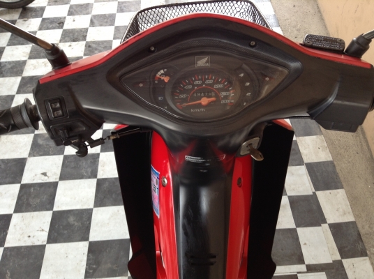 ขาย!!!ฮอนด้าเวฟ100ยูบ๊อก ปี49 รถเครื่องดีคับ มีเล่มทะเบียนครบ ภาษีไม่หมด