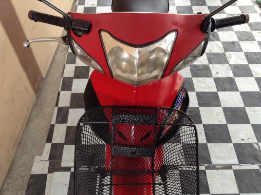 ขาย!!!ฮอนด้าเวฟ100ยูบ๊อก ปี49 รถเครื่องดีคับ มีเล่มทะเบียนครบ ภาษีไม่หมด