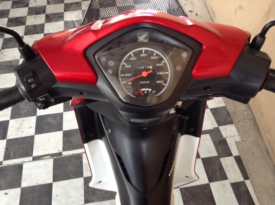 ขาย!!!ฮอนด้าเวฟ110ไอ ปี54 รถเครื่องดีคับ มีเล่มทะเบียนครบ ภาษีไม่หมด