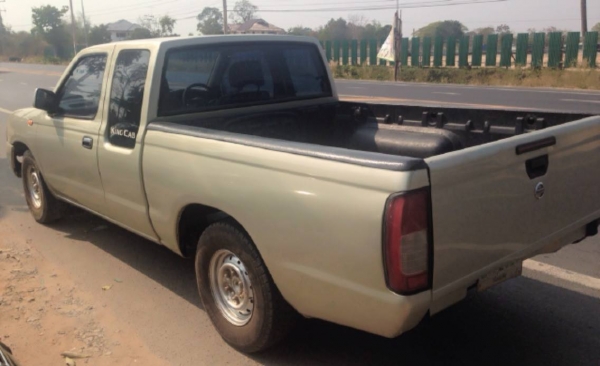 ***ขายแล้วครับขอบคุณ Truck2hand ขายกระบะแค็ป NISSAN FRONTIER TD27 ปี46/03 เครื่องแน่นดี แห้งไม่เยิ้ม ช่วงล่างดีคัสซีดี ไม่ปะไม่ดาม พื้นปูกระบะ หัวเก๋งดี พ.พาวเวอร์ กระจกมือหมุน ภายในสวยคอนโซลครบ เบาะมีขาดนิดนึง ยางดี4เส้น พร้อมใช้ พร้อมลุยงาน เอกสารครบ รา