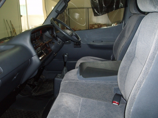 ขายรถตู้ toyota superwagon สภาพดี 1996 เบนซิน ขายรถตู้ toyota superwagon สภาพดี 1996 เบนซิน