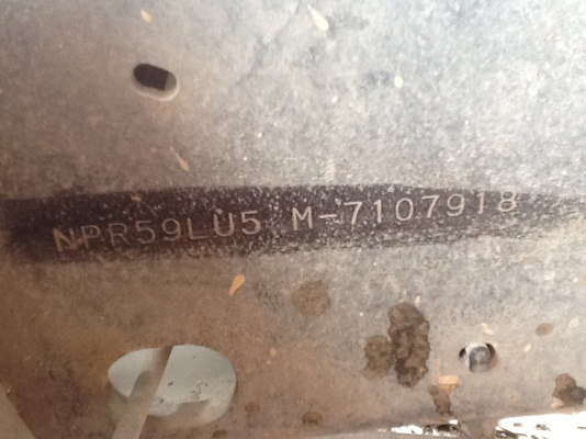 ขายอีซูNPRราคเบาๆตามสภาพเอกสารชุดโอนครบๆครับผม